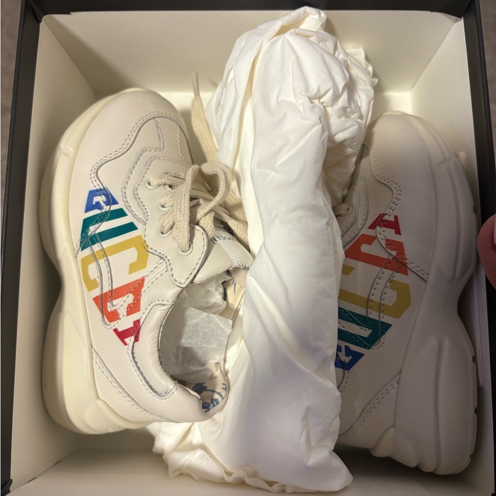 Gucci Kids Cream Sneakers with Rainbow Logo